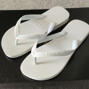 Havaianas White Classic Slim Flip Flops
